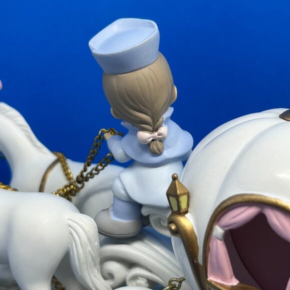 RARE Disney Precious Moments "A Wonderful Dream Come True" musical figurine - Picture 8 of 13